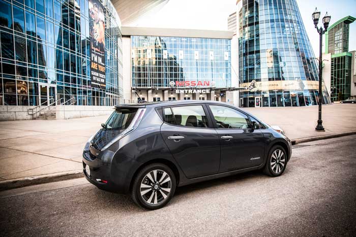 2013LEAF_004_700x467C.jpg